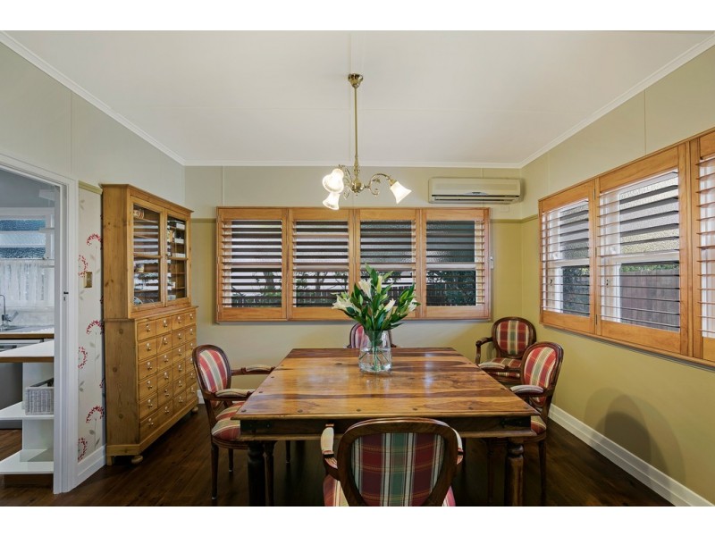7 Mary Street, Mount Lofty QLD 4350