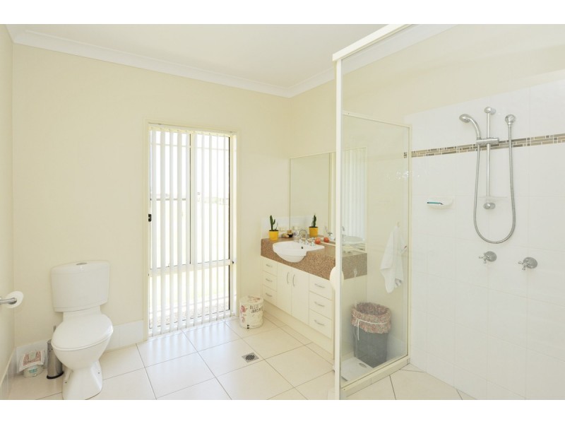 130 Harch Road, Highfields QLD 4352