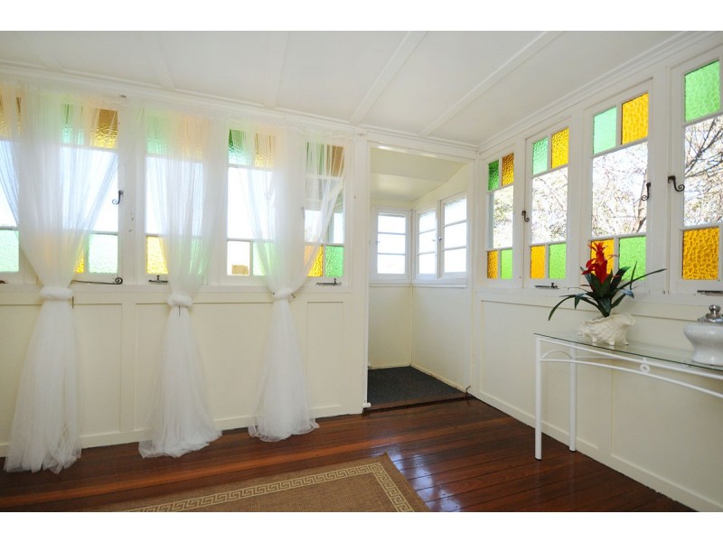 57 Alford Street, Mount Lofty QLD 4350