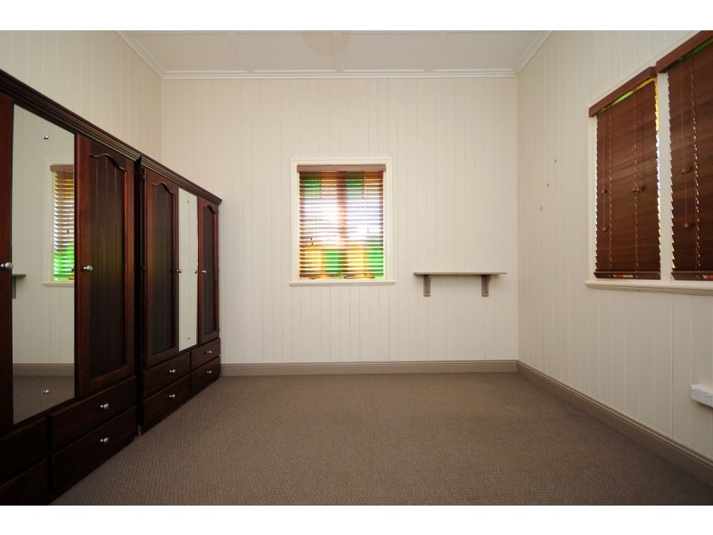 57 Alford Street, Mount Lofty QLD 4350