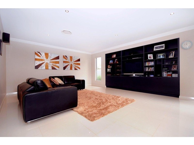 9 Bonville Court, Middle Ridge QLD 4350