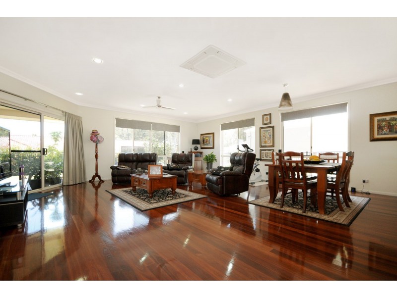 3 Tarlington Street, Middle Ridge QLD 4350