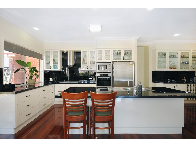 3 Tarlington Street, Middle Ridge QLD 4350