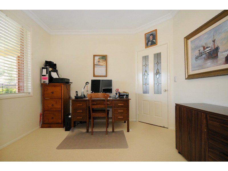 3 Tarlington Street, Middle Ridge QLD 4350