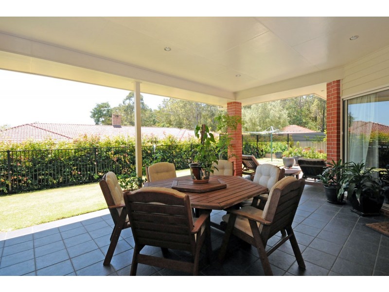 3 Tarlington Street, Middle Ridge QLD 4350