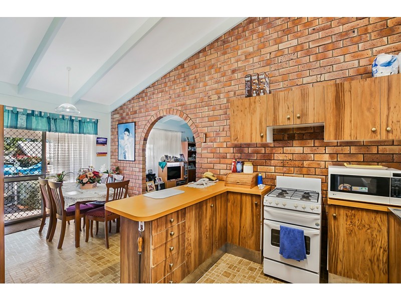 15 Truscott Street, Wilsonton QLD 4350