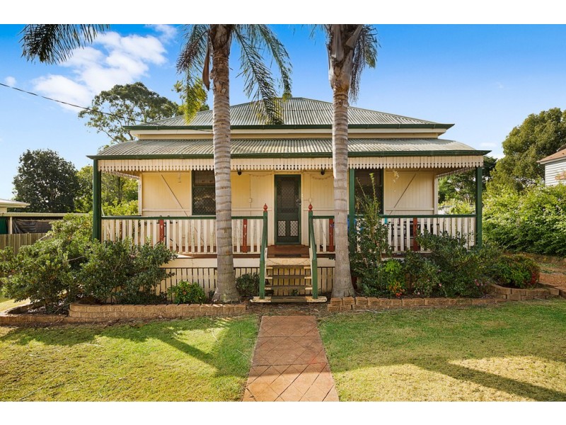 3 McCook Street, South Toowoomba QLD 4350