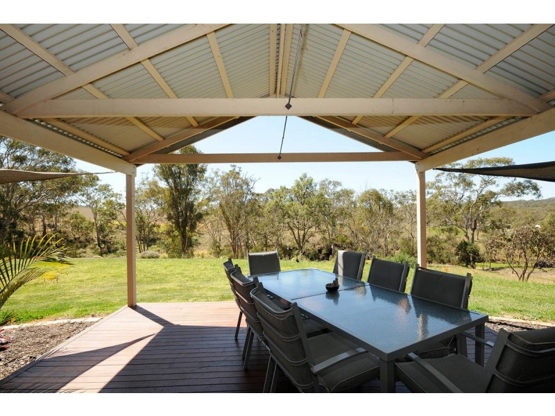 32 Pendoma Drive, Hodgson Vale QLD 4352