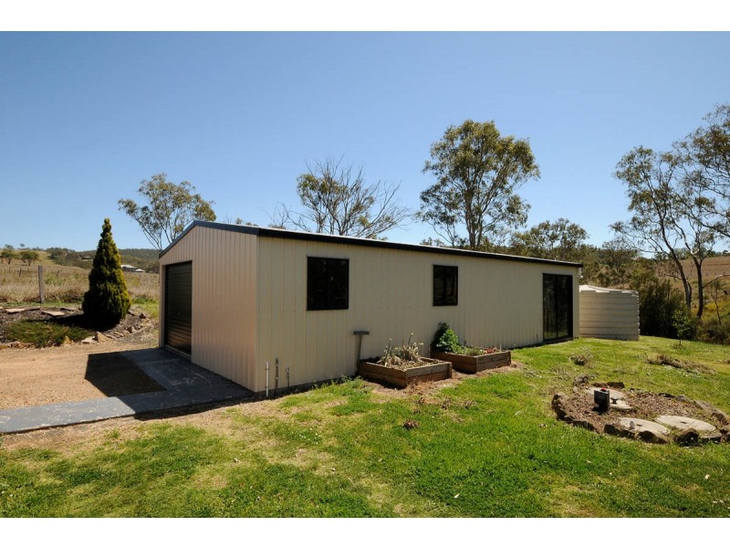 32 Pendoma Drive, Hodgson Vale QLD 4352