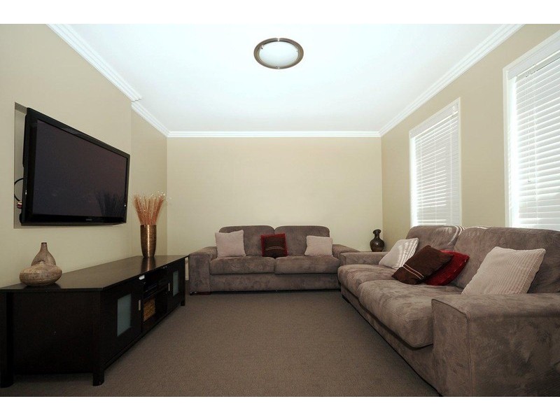 31 Sommariva St, Westbrook QLD 4350