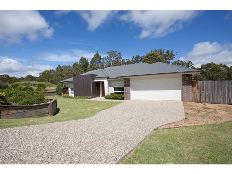 7 Geoffrey Way, Highfields QLD 4352