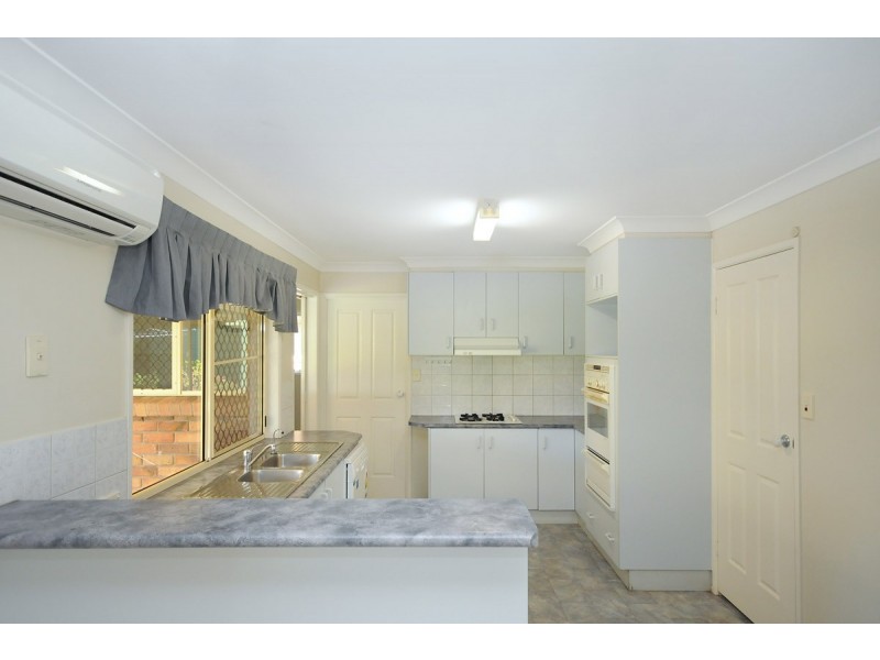4 Jull Drive, Centenary Heights QLD 4350