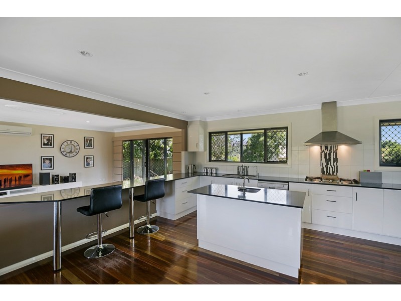 10 South Street, Rangeville QLD 4350