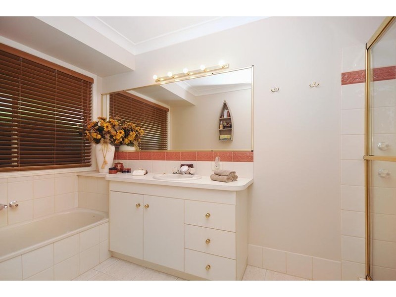 13 Pillar Street, Middle Ridge QLD 4350