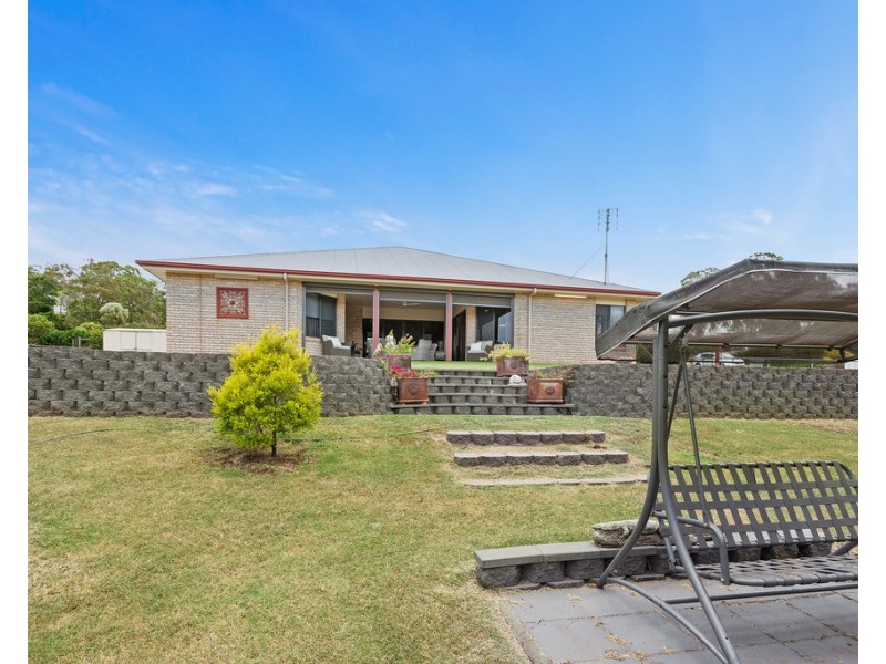 2 Fairview Rise, Gowrie Junction QLD 4352