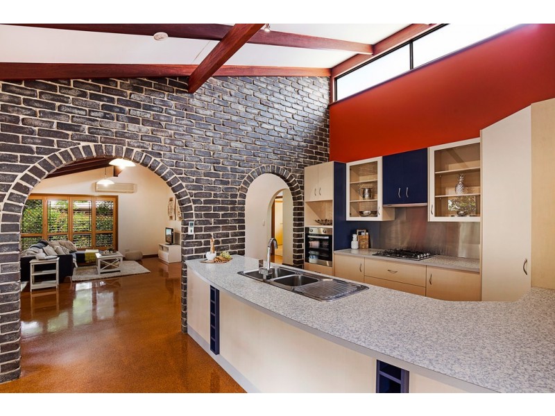 6 Marguerita Court, Centenary Heights QLD 4350