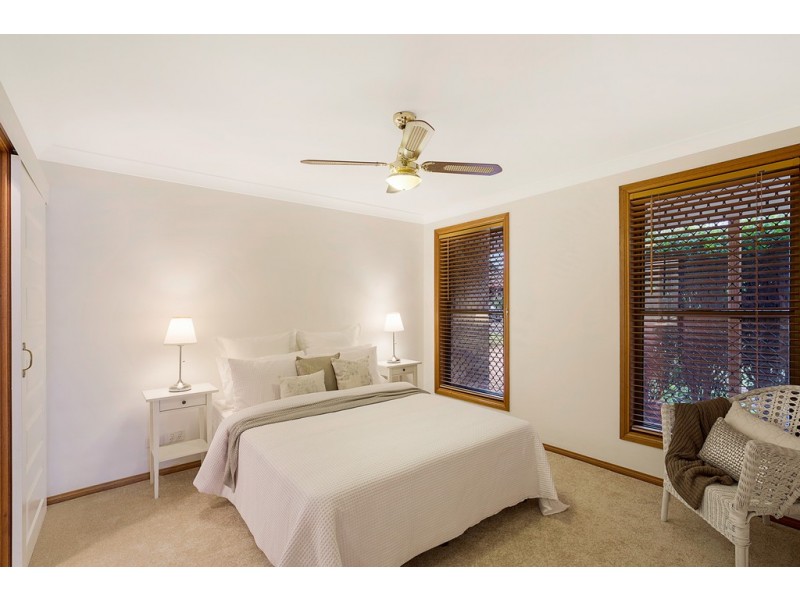 6 Marguerita Court, Centenary Heights QLD 4350