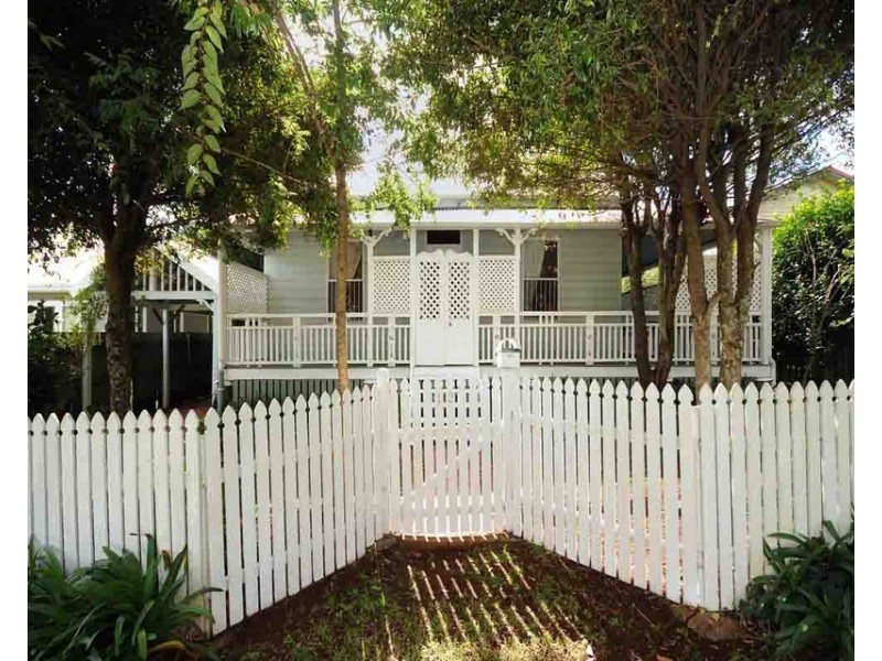 13 Somme Street, North Toowoomba QLD 4350