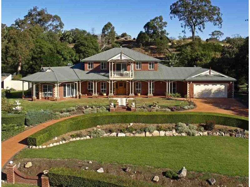 3 Christine Court, Cotswold Hills QLD 4350