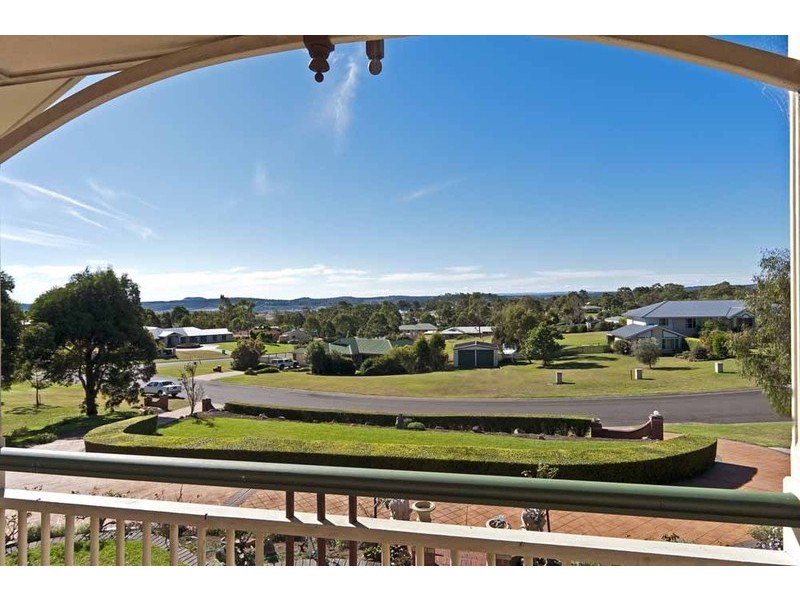 3 Christine Court, Cotswold Hills QLD 4350