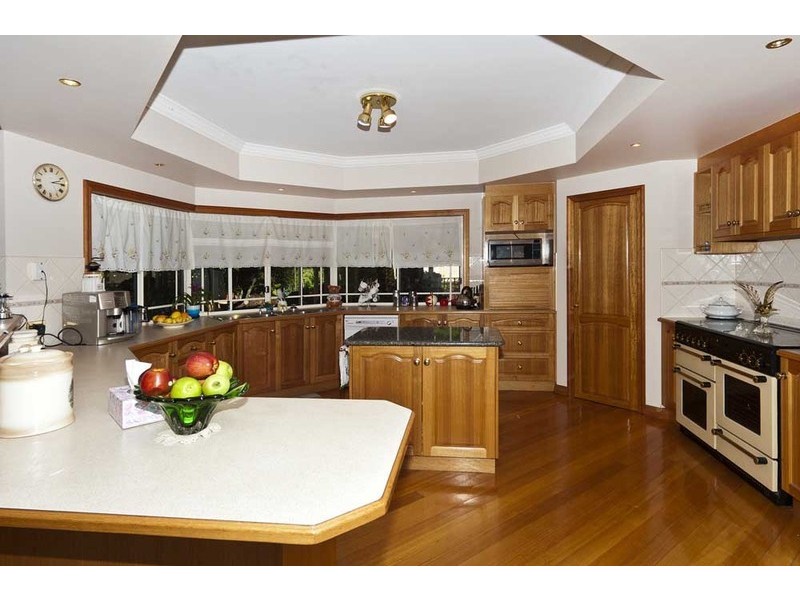 3 Christine Court, Cotswold Hills QLD 4350