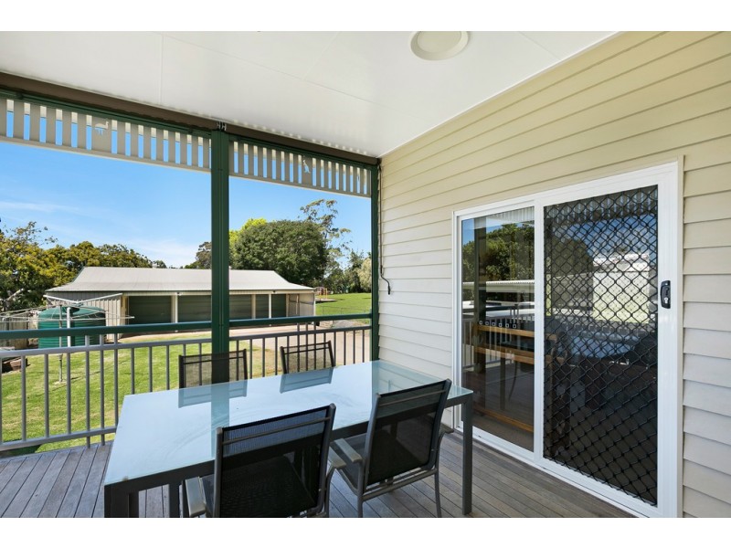 242 Geddes Street, Centenary Heights QLD 4350