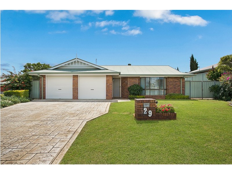 29 Halsworth Street, Cranley QLD 4350
