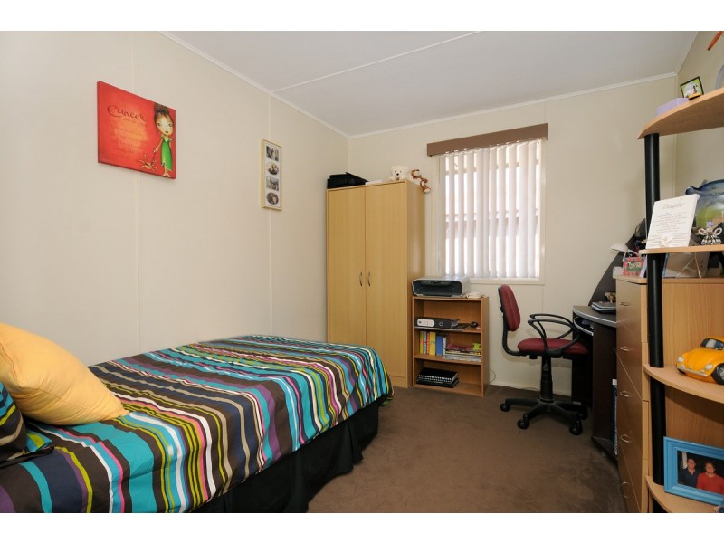 12 Kettle Street, Rockville QLD 4350