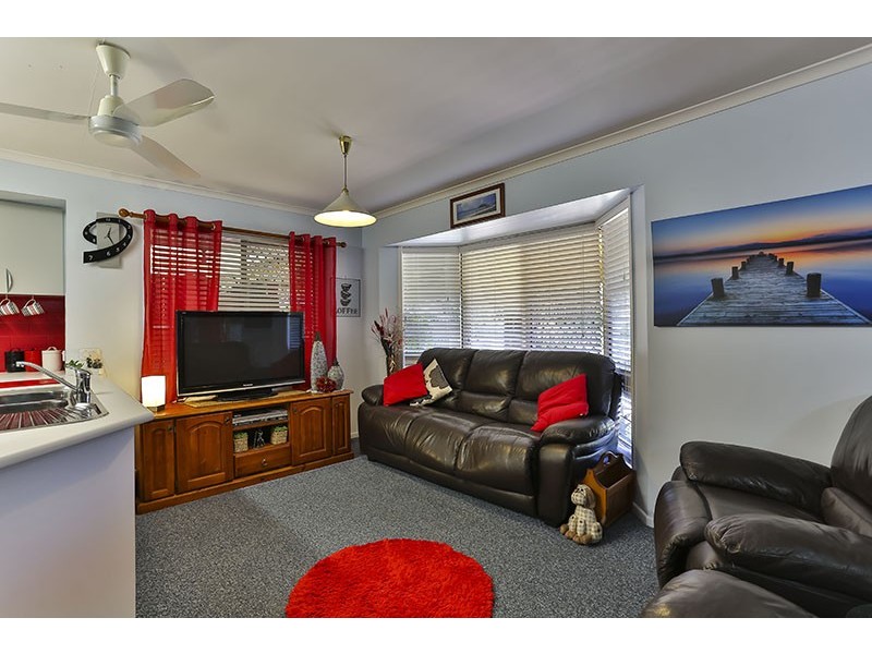 2 Blake Street, Wilsonton QLD 4350