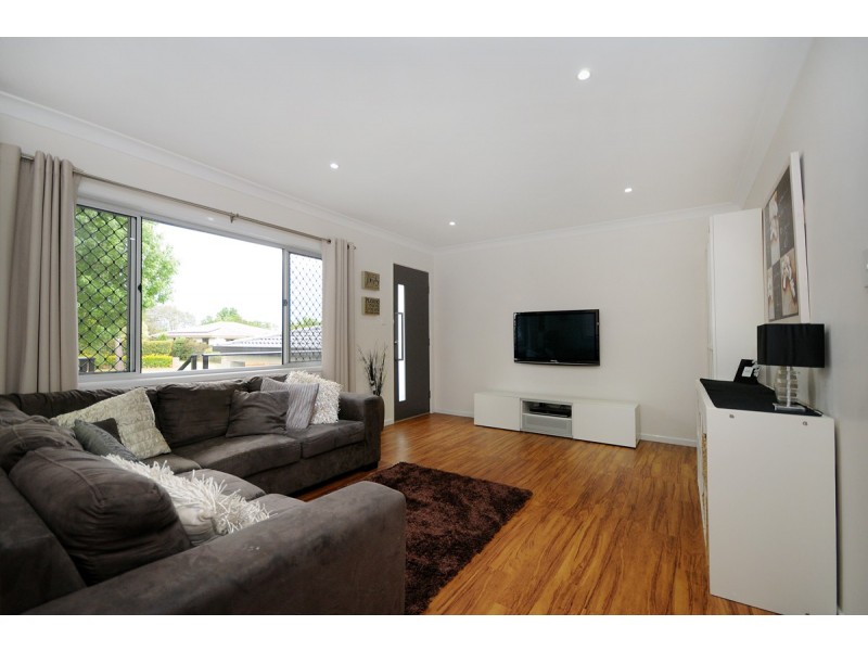 240 Alderley Street, Centenary Heights QLD 4350