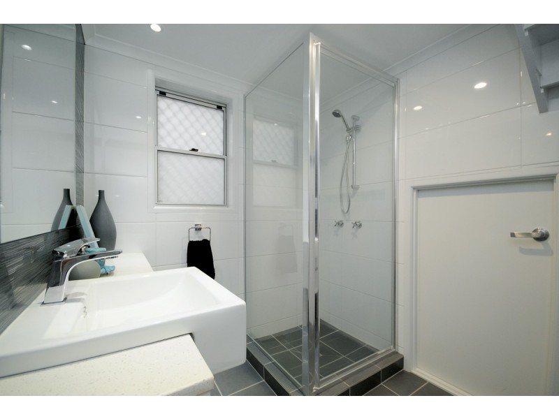 240 Alderley Street, Centenary Heights QLD 4350