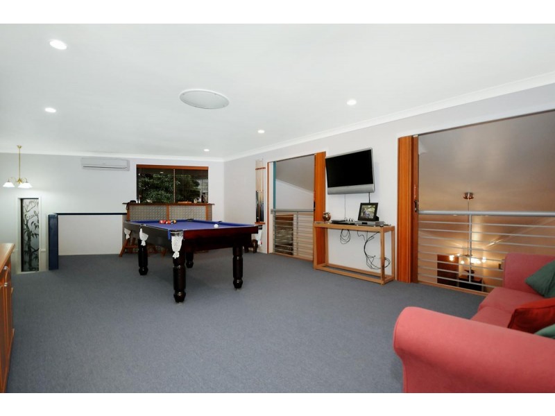 6 Blue Meadow Court, Blue Mountain Heights QLD 4350