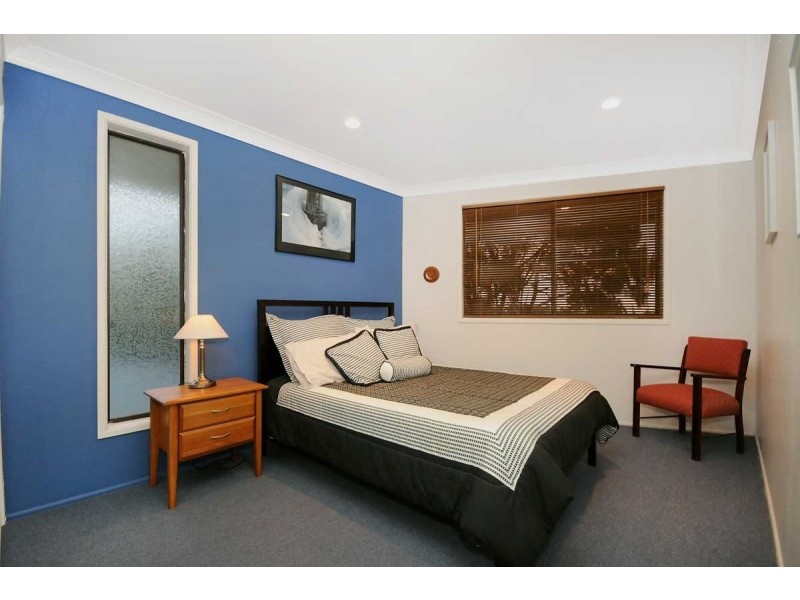 6 Blue Meadow Court, Blue Mountain Heights QLD 4350