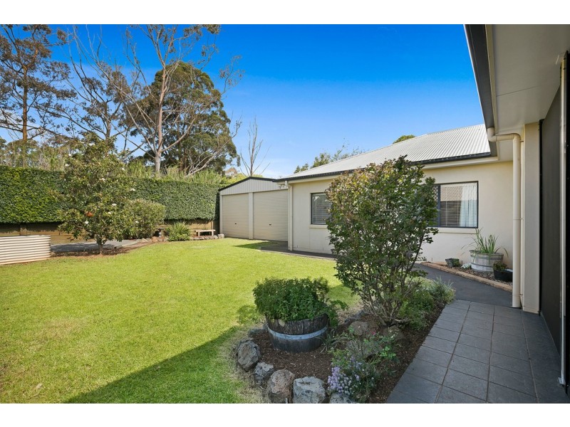 8 Ridgewood Drive, Kearneys Spring QLD 4350