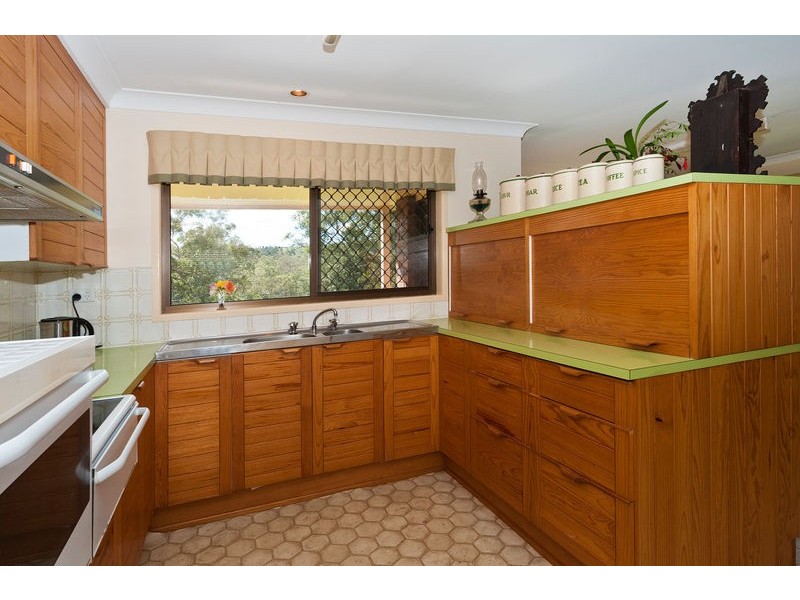 29 Walkers Springs Road, Preston QLD 4352