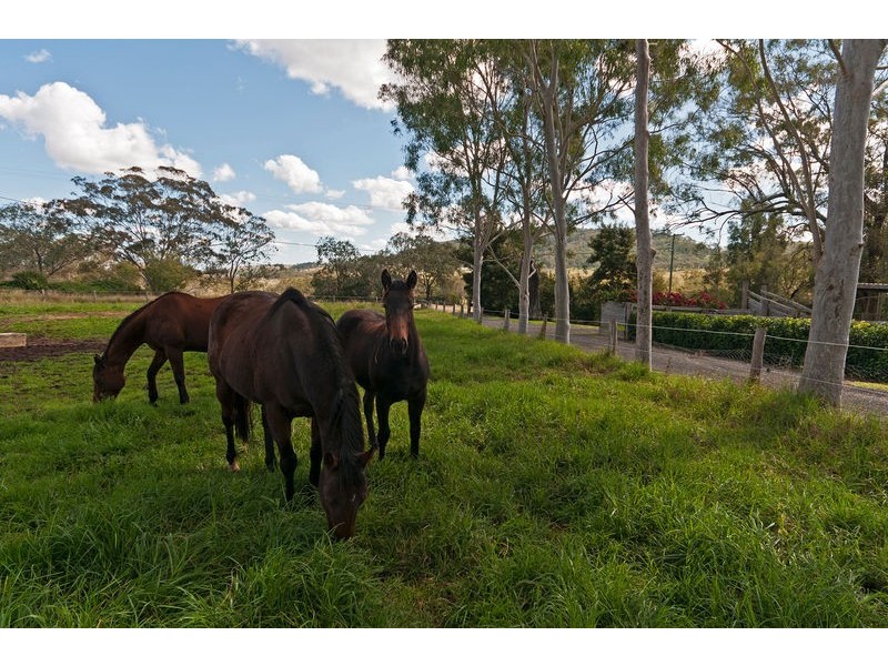 29 Walkers Springs Road, Preston QLD 4352