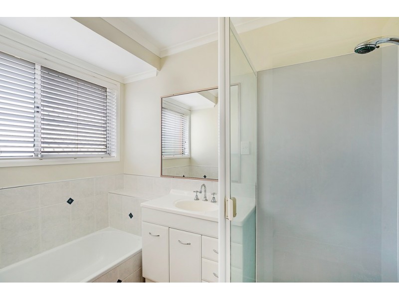 3 Melway Crescent, Harristown QLD 4350