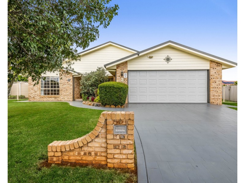 2 Nimrod Court, Wilsonton QLD 4350