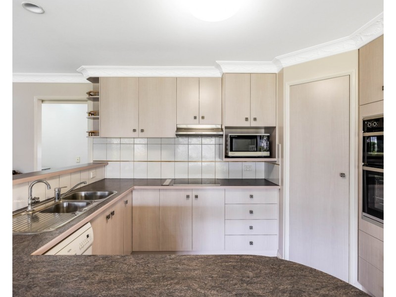 2 Nimrod Court, Wilsonton QLD 4350