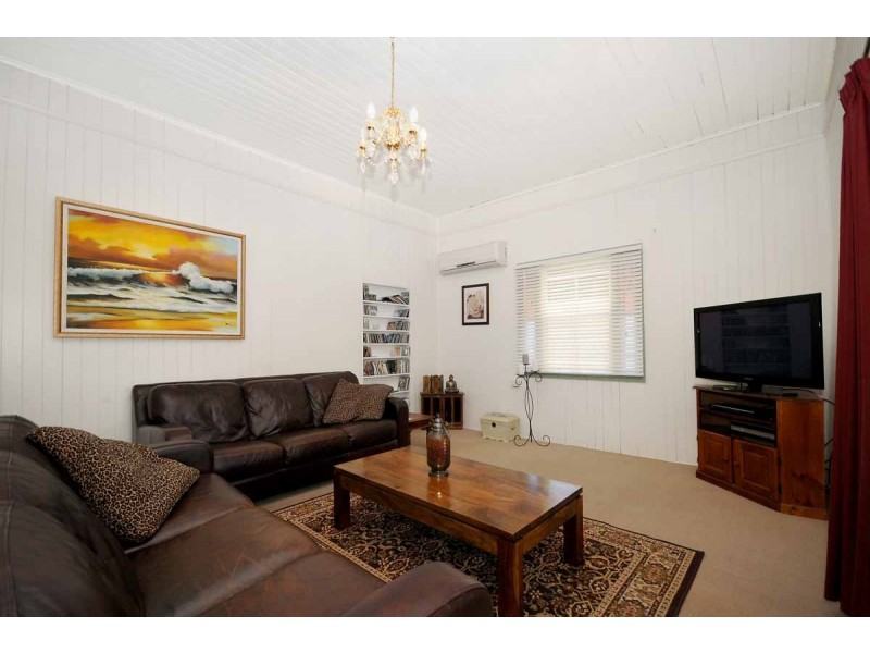 8 Kirk Street, Toowoomba City QLD 4350