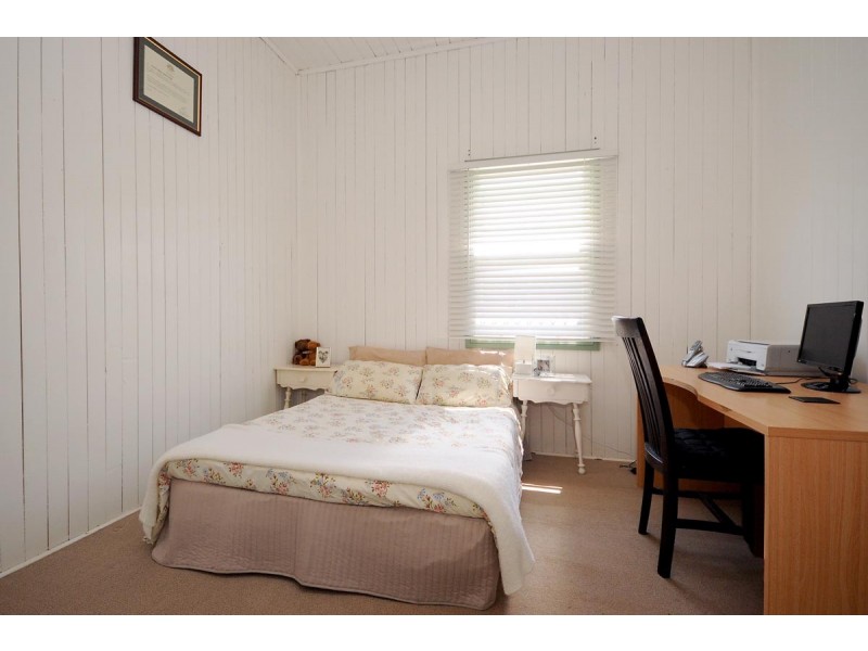 8 Kirk Street, Toowoomba City QLD 4350