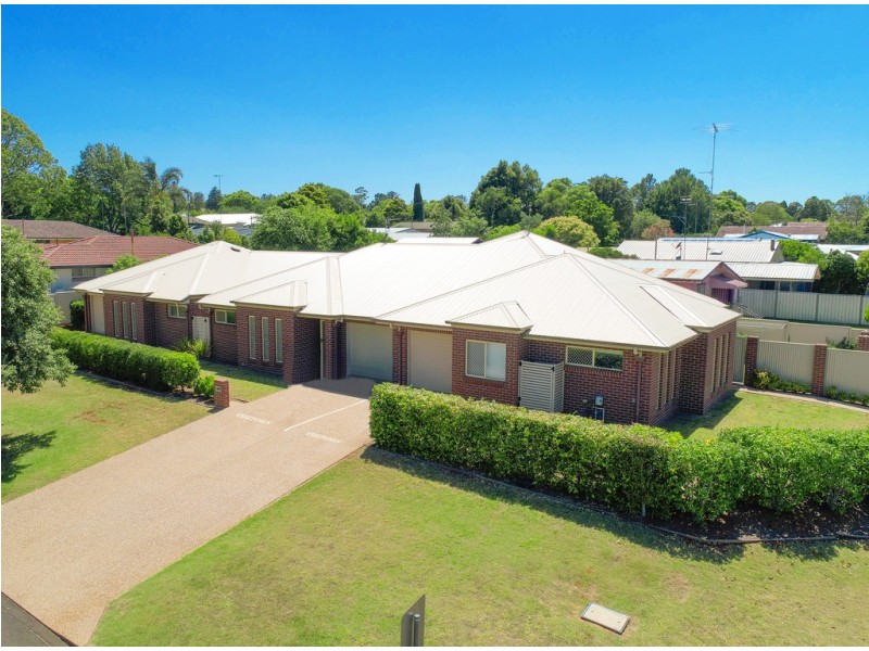 Units 1-3/65 Crown Street, Rangeville QLD 4350