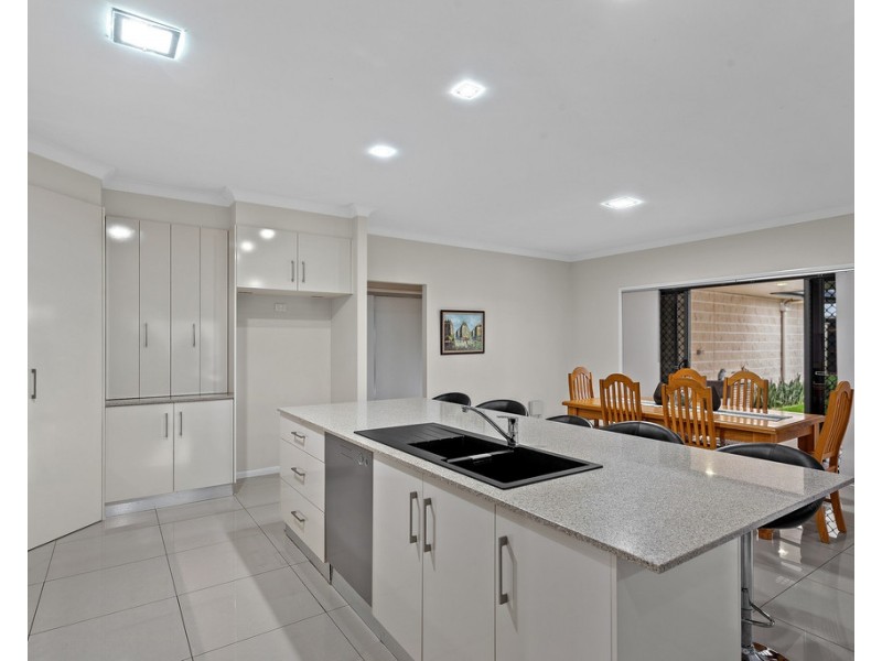 7 Makybe Drive, Hodgson Vale QLD 4352