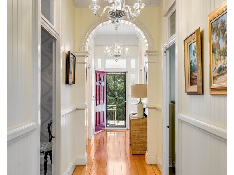 244 Herries Street, Newtown QLD 4350