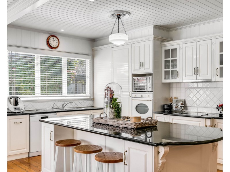 244 Herries Street, Newtown QLD 4350