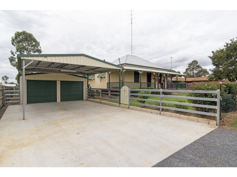 6 Fairfax Street, Cambooya QLD 4358
