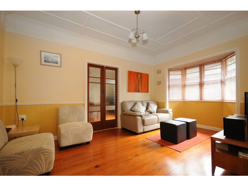 271 West Street, Harristown QLD 4350