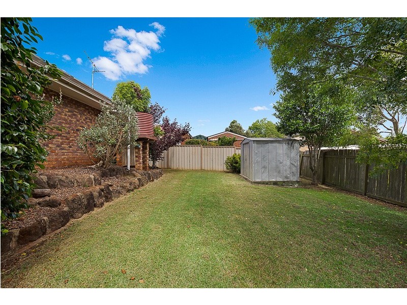 9 Lorna Court, Centenary Heights QLD 4350