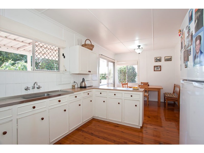 231 Alderley Street, Centenary Heights QLD 4350