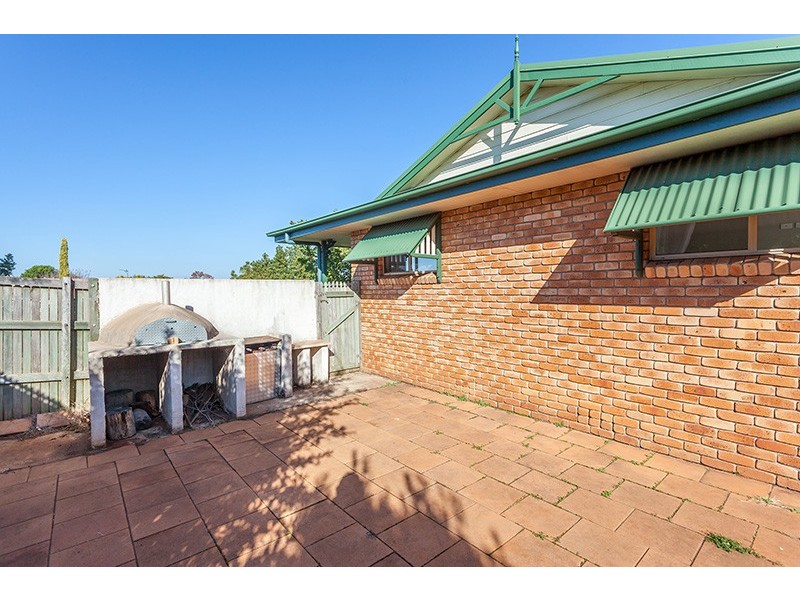 9 Honeysuckle Drive, Glenvale QLD 4350